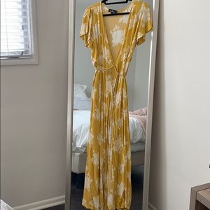 LuLus wrap maxi dress